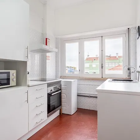 Joivy Vintage Flat With Terrace Apartment Lisbon