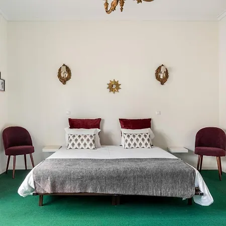 Apartment Joivy Vintage Flat With Terrace Lisbon