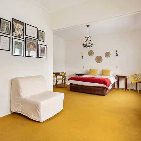 Joivy Vintage Flat With Terrace Lisbon